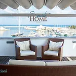 B&B Suite Home Trani 4*