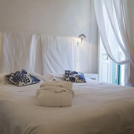 招待所 B&B Suite Home Trani 4*