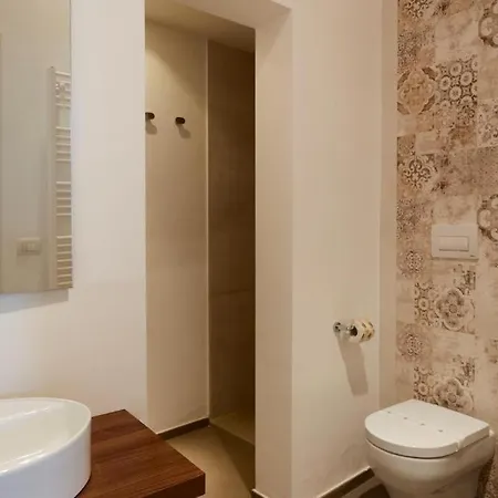 Frühstückspension B&B Suite Home Trani 4*