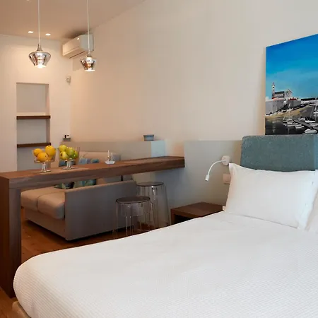 B&B Suite Home Trani 招待所
