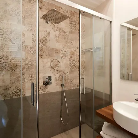 B&B Suite Home Trani 4*