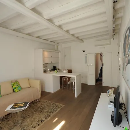 B&B Suite Home Trani 4*