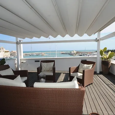 Penzion B&B Suite Home Trani Trani